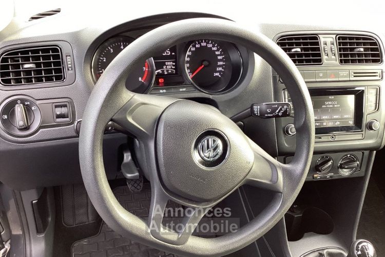 Volkswagen Polo 1.0 Confortline - <small></small> 7.950 € <small>TTC</small> - #19