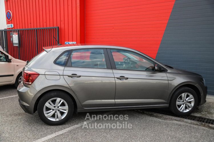 Volkswagen Polo 1.0i 80 VI Edition RADAR AV/ARR CARPLAY - <small></small> 12.970 € <small></small> - #24