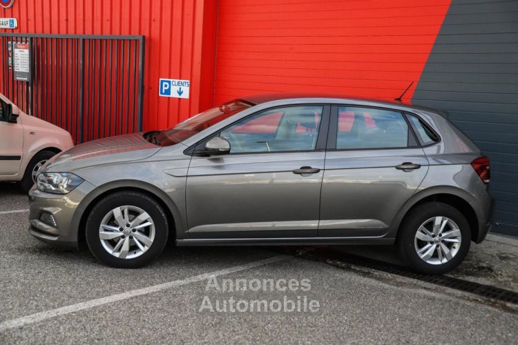 Volkswagen Polo 1.0i 80 VI Edition RADAR AV/ARR CARPLAY - <small></small> 12.970 € <small></small> - #36