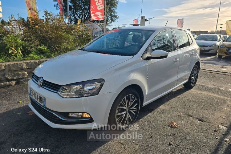 Volkswagen Polo 1.0L Ess 60ch Allstar 01-2017 GARANTIE - <small></small> 7.990 € <small>TTC</small> - #1