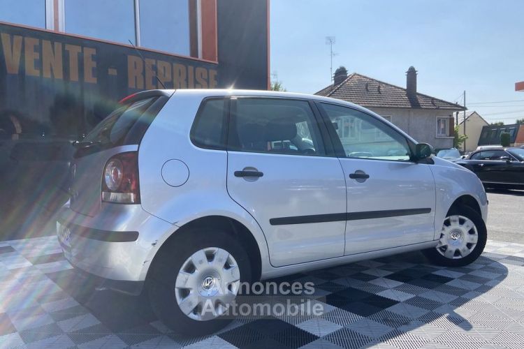 Volkswagen Polo 1.2 60CH TRENDLINE 5P - <small></small> 3.490 € <small>TTC</small> - #2