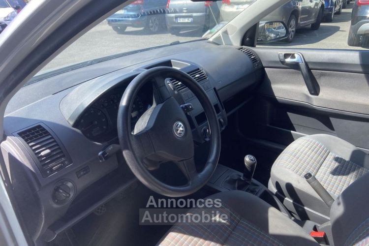 Volkswagen Polo 1.2 60CH TRENDLINE 5P - <small></small> 3.490 € <small>TTC</small> - #7