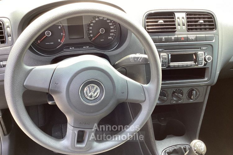 Volkswagen Polo 1.2 Trendline - <small></small> 9.250 € <small>TTC</small> - #17