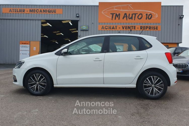 Volkswagen Polo 1.2 TSi 90CH BVM5 MATCH + CARPLAY 169Mkms 05-2017 - <small></small> 8.490 € <small>TTC</small> - #3