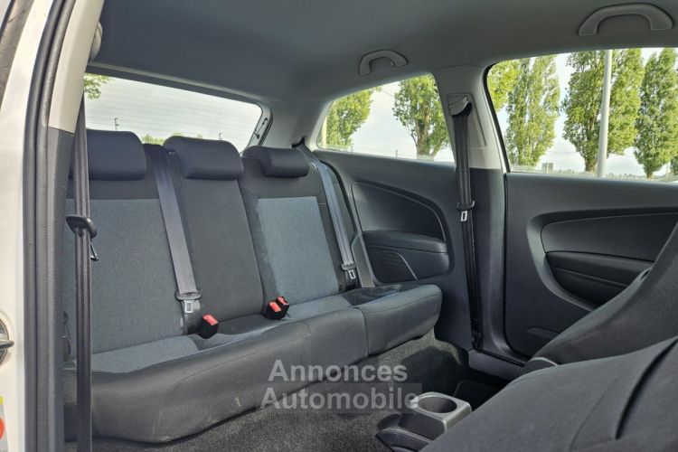 Volkswagen Polo 1.2i - 60  V 6R Style - <small></small> 8.890 € <small>TTC</small> - #44