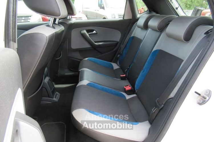 Volkswagen Polo 1.4 GT BlueMotion - 150 - MANU - 8 ROUES - 119000 KM - ALCANTARA - 2013 - 9200€ - <small></small> 9.200 € <small>TTC</small> - #10