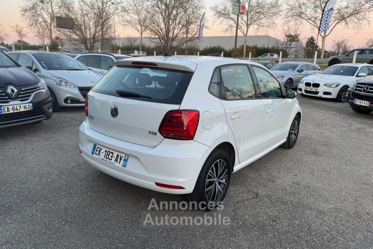 Volkswagen Polo 1.4 tdi 75 ch bluemotion allstar 5 places - <small></small> 9.490 € <small>TTC</small> - #4