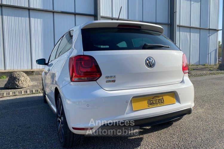 Volkswagen Polo 1.4 TSI 180 GTI DSG7 - <small></small> 11.990 € <small>TTC</small> - #25