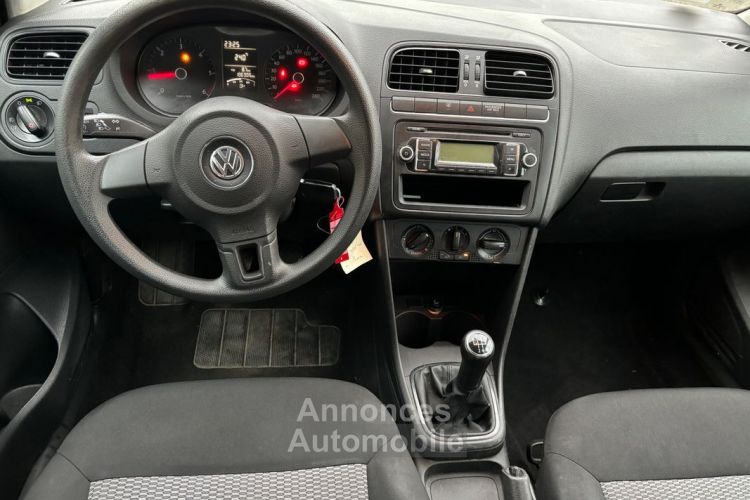 Volkswagen Polo 1.6 TDI 75 Confortline 5P En l'état - <small></small> 3.990 € <small>TTC</small> - #4