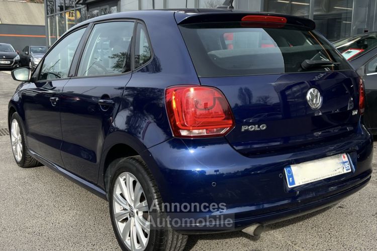 Volkswagen Polo 5 V 1.6 TDI 90 Cv SPORTLINE 5 PORTES GPS REGULATEUR CRIT AIR 2 - GARANTIE 1 AN - <small></small> 6.770 € <small>TTC</small> - #4