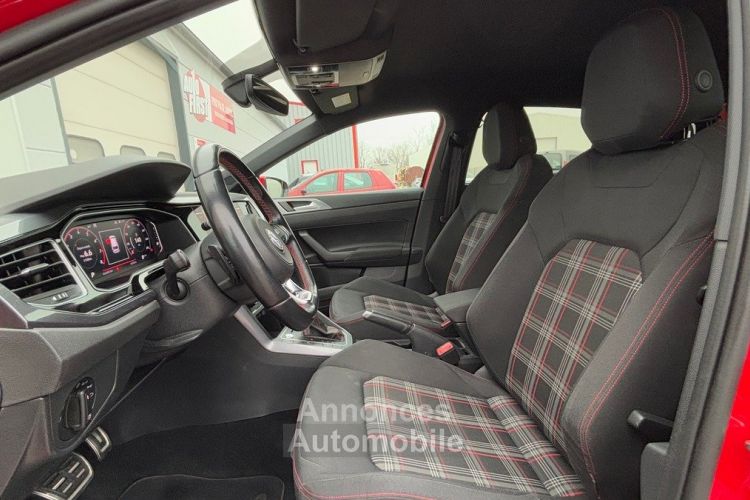 Volkswagen Polo 6 GTI 2.0 TSI 200 CV DSG6 / DRIVE SELECT / SUSPENSION PILOTEE / VIRTUAL COCKPIT - <small></small> 20.990 € <small>TTC</small> - #16