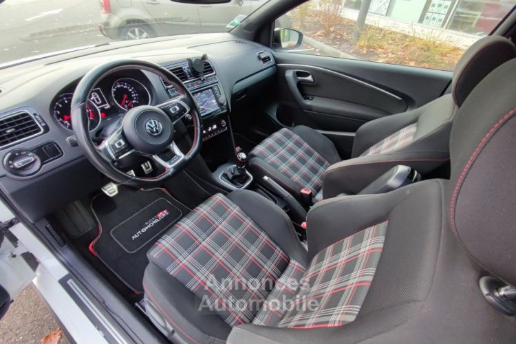 Volkswagen Polo GTI 1.8 TSI 192ch BlueMotion Technology 3p (CarPlay, Régulateur, Sièges chauffants) - <small></small> 12.990 € <small>TTC</small> - #10