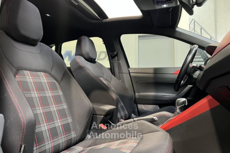 Volkswagen Polo GTI 2.0 TSI 200 ch DSG6 Toit ouvrant - <small></small> 18.990 € <small>TTC</small> - #16