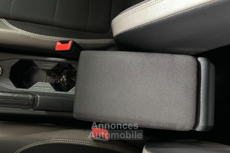 Volkswagen Polo GTI 2.0 TSI 200 ch SS DSG6 Sièges chauffants Virtual Cockpit Camera - <small></small> 23.990 € <small>TTC</small> - #25