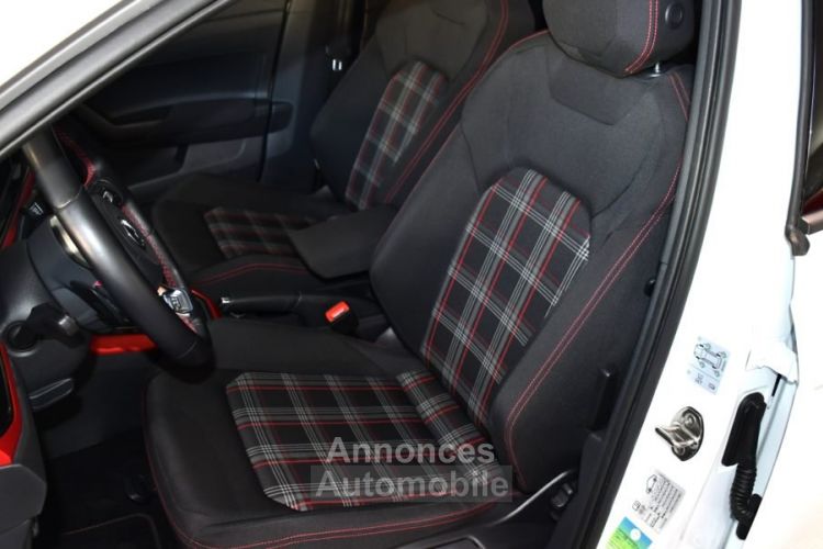Volkswagen Polo GTI 2.0 TSI 200 DSG Car Play Virtual Régulateur Mode Front JA 17 - <small></small> 22.990 € <small>TTC</small> - #14