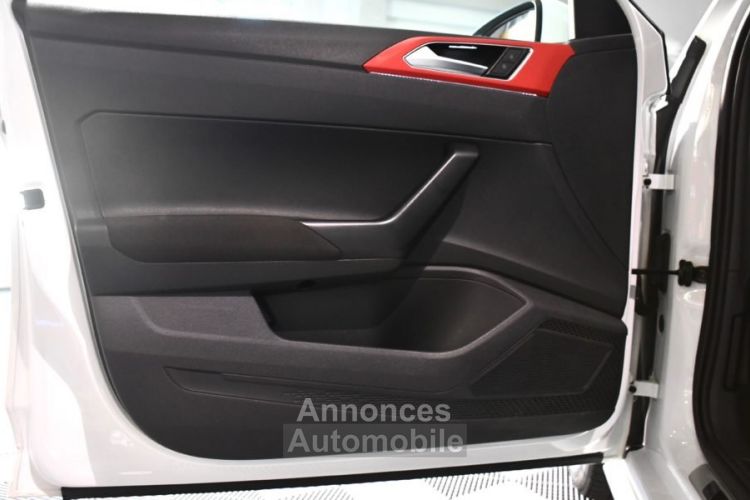 Volkswagen Polo GTI 2.0 TSI 200 DSG Car Play Virtual Régulateur Mode Front JA 17 - <small></small> 22.990 € <small>TTC</small> - #24