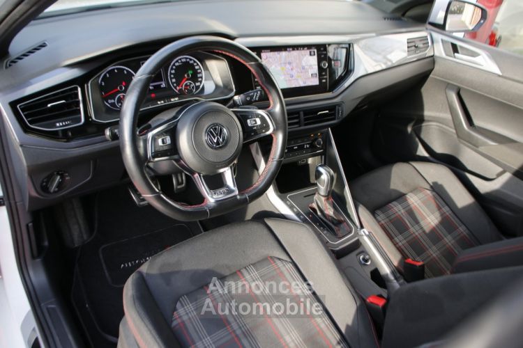 Volkswagen Polo GTI 2.0 TSI 200 DSG6 (ACC, Sièges chauffants, Véhicule d'origine) - <small></small> 18.990 € <small>TTC</small> - #15