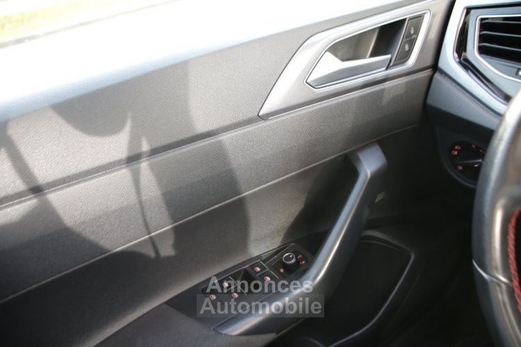 Volkswagen Polo GTI 2.0 TSI 200 DSG6 (ACC, Sièges chauffants, Véhicule d'origine) - <small></small> 18.990 € <small>TTC</small> - #21