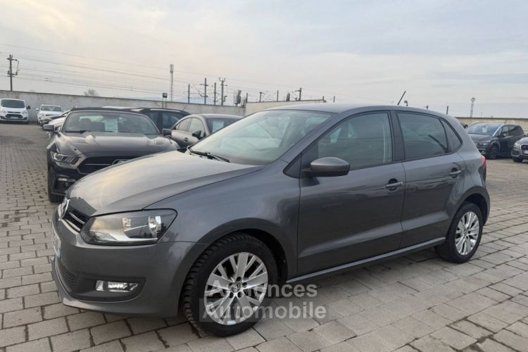 Volkswagen Polo V 1.2 70 Confortline 5p - <small></small> 7.990 € <small>TTC</small> - #4