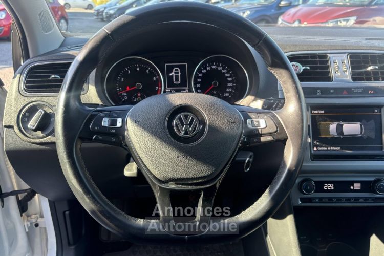 Volkswagen Polo V 1.2 TSI 110 BlueMotion Technology R Line *Connect intérieur/ TBE* - <small></small> 13.490 € <small>TTC</small> - #18