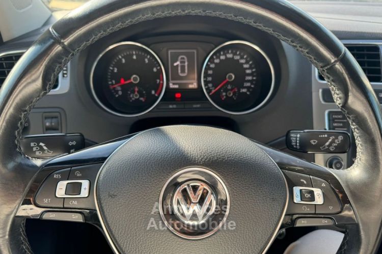 Volkswagen Polo V 5 portes Phase 2 1.2 TSI BlueMotion 90 cv ,FINITION ALL STAR , ENTRETIEN A JOUR ,GARANTIE 6 MOIS - <small></small> 11.990 € <small>TTC</small> - #16