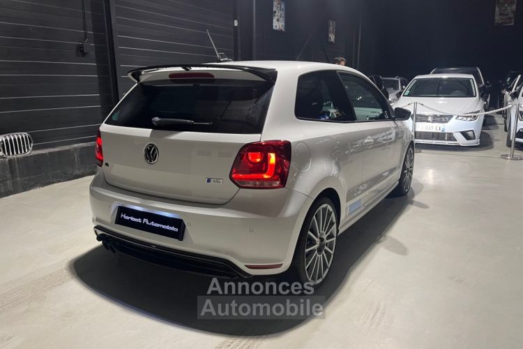 Volkswagen Polo WRC 2.0 TSI 220 cv ENTIÈREMENT D'ORIGINE / ÉTAT NEUF - <small></small> 19.490 € <small>TTC</small> - #33