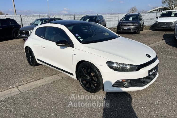 Volkswagen Scirocco 1.4 TSI 122ch MATCH BV6 Toit Ouvrant GPS Sièges chauffants - <small></small> 9.990 € <small>TTC</small> - #2