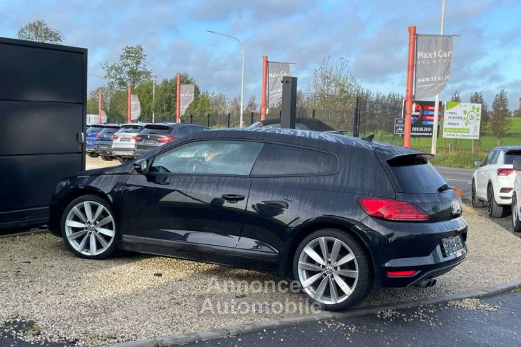 Volkswagen Scirocco 2.0 CR TDi- Intérieur sport Capteurs av. arr. - <small></small> 10.990 € <small>TTC</small> - #3