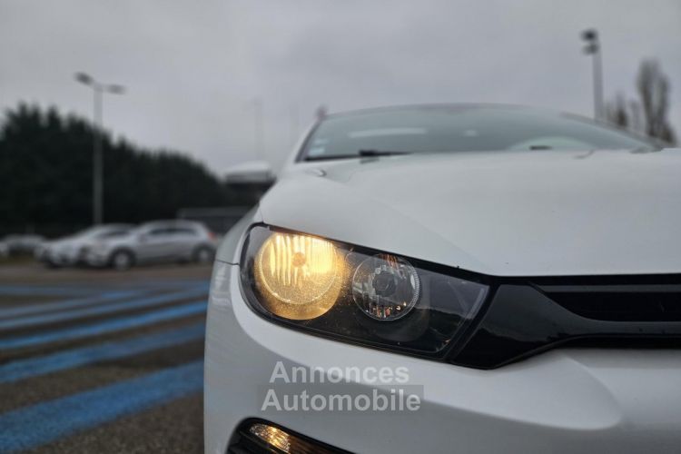 Volkswagen Scirocco 2.0 TDI - 140  COUPE + T.O ! - <small></small> 12.290 € <small>TTC</small> - #37