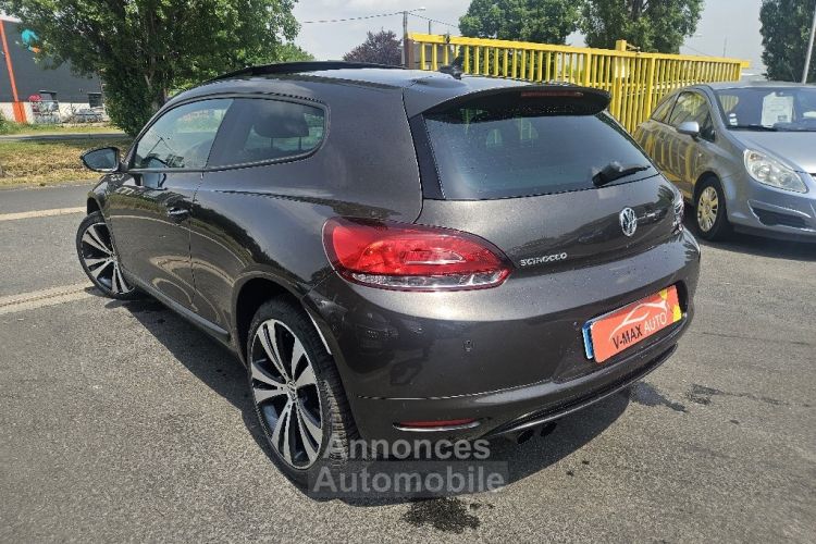 Volkswagen Scirocco 2.0 TDI 140 FAP Carat - <small></small> 10.490 € <small>TTC</small> - #4