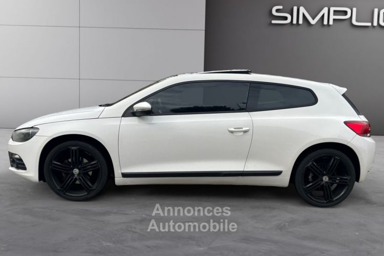 Volkswagen Scirocco 2.0 TDI 140 Sportline *GARANTIE* TOIT RELEVABLE / SIEGES SPORT / JANTES 19 POUCES R - <small></small> 8.990 € <small>TTC</small> - #5