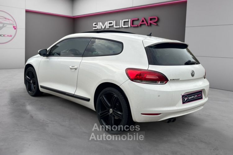 Volkswagen Scirocco 2.0 TDI 140 Sportline *GARANTIE* TOIT RELEVABLE / SIEGES SPORT / JANTES 19 POUCES R - <small></small> 8.990 € <small>TTC</small> - #6