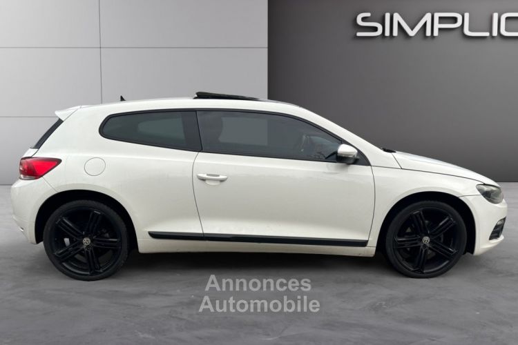 Volkswagen Scirocco 2.0 TDI 140 Sportline *GARANTIE* TOIT RELEVABLE / SIEGES SPORT / JANTES 19 POUCES R - <small></small> 8.990 € <small>TTC</small> - #9