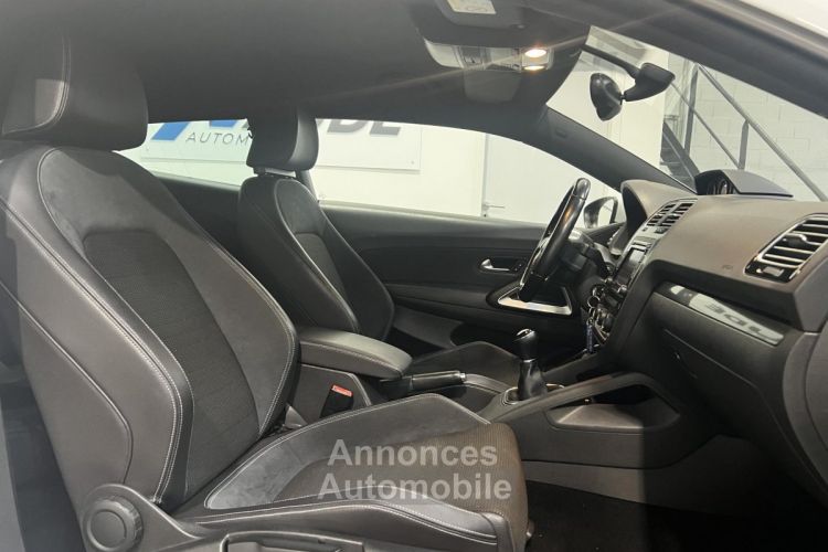 Volkswagen Scirocco 2.0 TSI 180 Bluemotion Technology Sportline - Garantie 6 mois - <small></small> 14.990 € <small>TTC</small> - #17