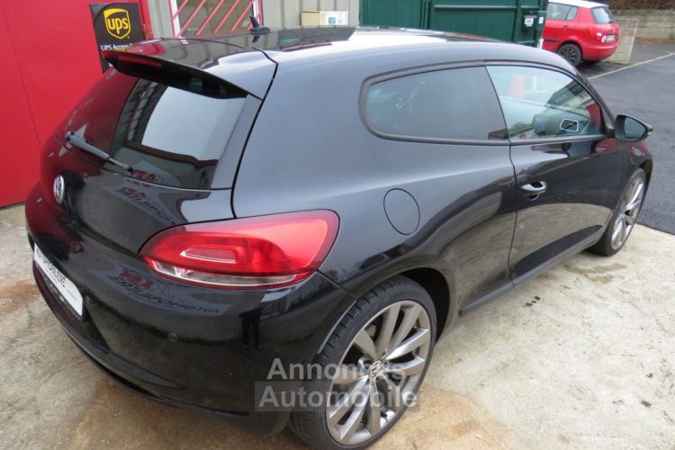 Volkswagen Scirocco 2.0 tsi carat - <small></small> 11.990 € <small>TTC</small> - #6