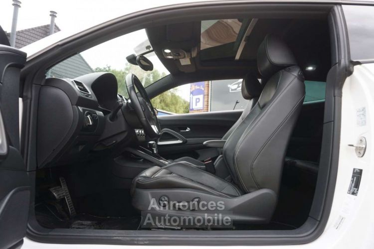 Volkswagen Scirocco 2.0 TSI SPORT- BOITE DSG-PANO-BI XENON-210CV-CAM - <small></small> 15.990 € <small>TTC</small> - #9