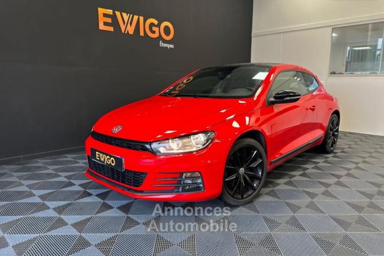 Volkswagen Scirocco 2.0l TSI 180ch BLACK SESSION CARPLAY CAMERA DE RECUL RADAR AV-AR - <small></small> 22.990 € <small>TTC</small> - #1