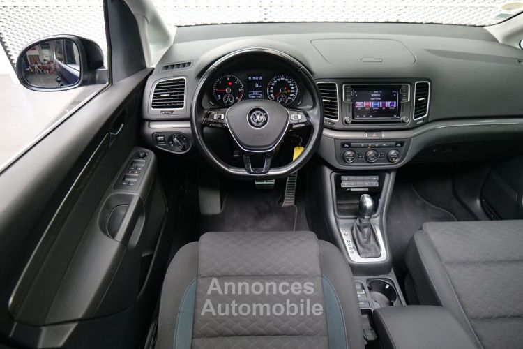 Volkswagen Sharan Vw 2.0 Tdi 150ch Dsg Iq Drive 7places 1° Main Francais Toit Ouvrant Xenon Feux De Jour Led Clim Auto Detecteur Angles Morts -ligne Blanche Ja 17 Porte - <small></small> 25.950 € <small></small> - #6