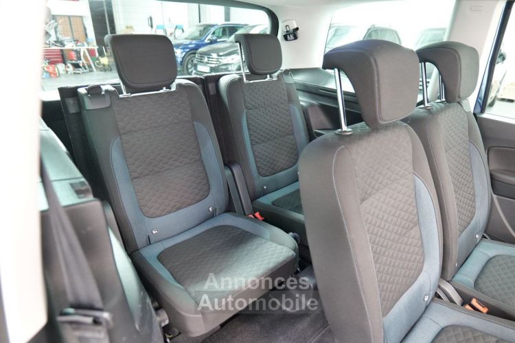 Volkswagen Sharan Vw 2.0 Tdi 150ch Dsg Iq Drive 7places 1° Main Francais Toit Ouvrant Xenon Feux De Jour Led Clim Auto Detecteur Angles Morts -ligne Blanche Ja 17 Porte - <small></small> 25.950 € <small></small> - #9