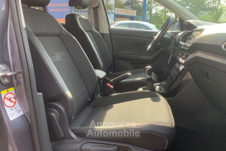 Volkswagen T-Cross 1.0 TSI 110 CARAT Export GPS Caméra Cockpit JA 18 - <small></small> 19.450 € <small>TTC</small> - #16