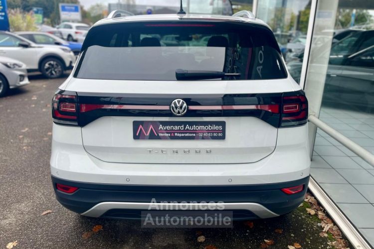 Volkswagen T-Cross 1.0 TSI 115 Start/Stop BVM6 Carat - <small></small> 18.990 € <small>TTC</small> - #19