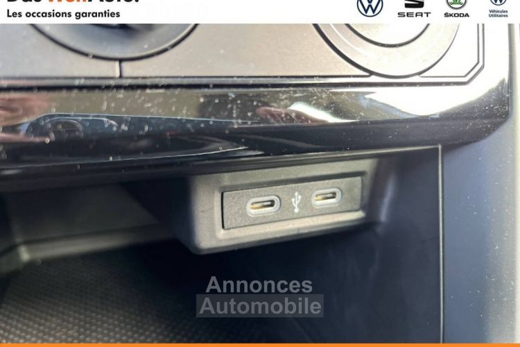Volkswagen T-Cross 1.0 TSI 95 Start/Stop BVM5 Life Plus - <small></small> 22.490 € <small>TTC</small> - #20