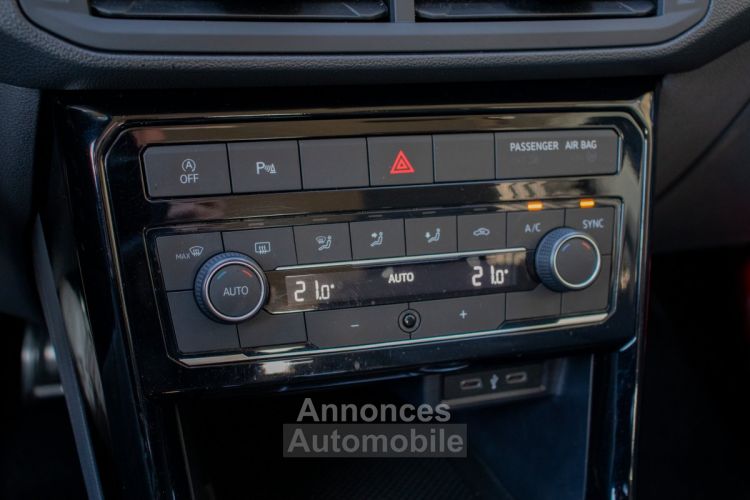 Volkswagen T-Cross Volkswagen United 1.0 TSI DSG - APPLE CARPLAY - CAMERA - AIRCO - LANE ASSIST - ADAPT. CRUISECONTROL - <small></small> 19.999 € <small>TTC</small> - #20