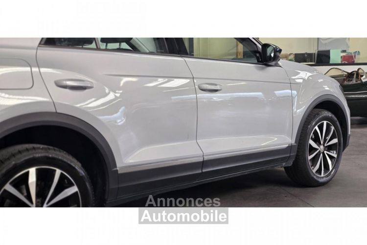 Volkswagen T-Roc 1.0 TSI 115 LOUNGE / NAVIGATION BLUETOOTH RADARS REGULATEUR LED / HISTORIQUE - <small></small> 17.490 € <small>TTC</small> - #18