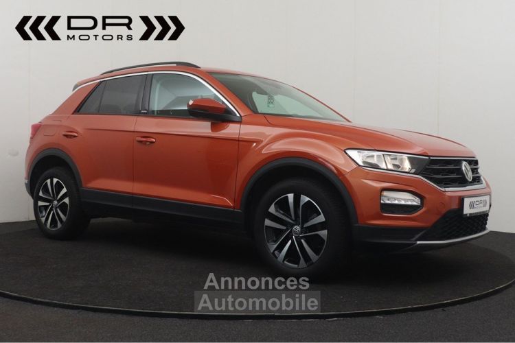 Volkswagen T-Roc 1.0 TSI UNITED - NAVI DAB APPLE CARPLAY/ANDROID AUTO 29.711km!! - <small></small> 19.995 € <small>TTC</small> - #2