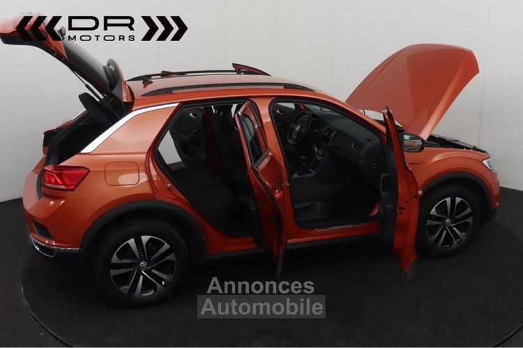 Volkswagen T-Roc 1.0 TSI UNITED - NAVI DAB APPLE CARPLAY/ANDROID AUTO 29.711km!! - <small></small> 19.995 € <small>TTC</small> - #11