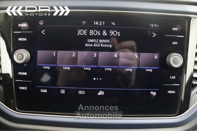 Volkswagen T-Roc 1.0 TSI UNITED - NAVI DAB APPLE CARPLAY/ANDROID AUTO 29.711km!! - <small></small> 19.995 € <small>TTC</small> - #19