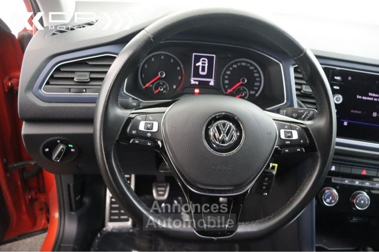 Volkswagen T-Roc 1.0 TSI UNITED - NAVI DAB APPLE CARPLAY/ANDROID AUTO 29.711km!! - <small></small> 19.995 € <small>TTC</small> - #28