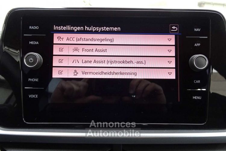 Volkswagen T-Roc 1.0TSi Life CARPLAY,VIRTUAL,ADAPT.CRUISE,CAMERA - <small></small> 22.200 € <small>TTC</small> - #16