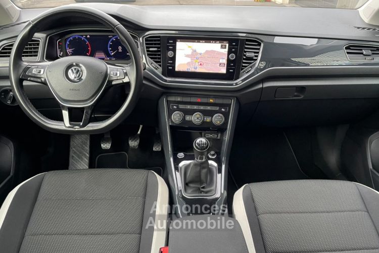 Volkswagen T-Roc 1.5 tsi 150 ch carat avec regulateur adaptatif carplay virtual cockpit camera - <small></small> 17.990 € <small>TTC</small> - #9